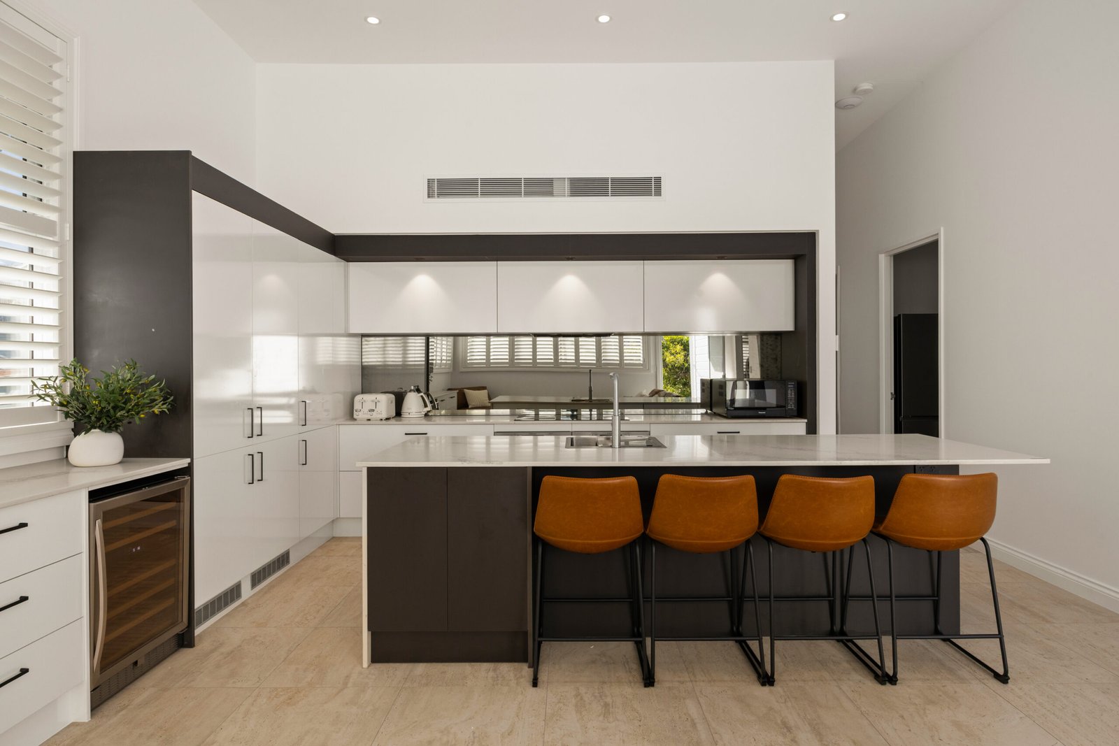 33 Stephens Road, South Brisbane - 02